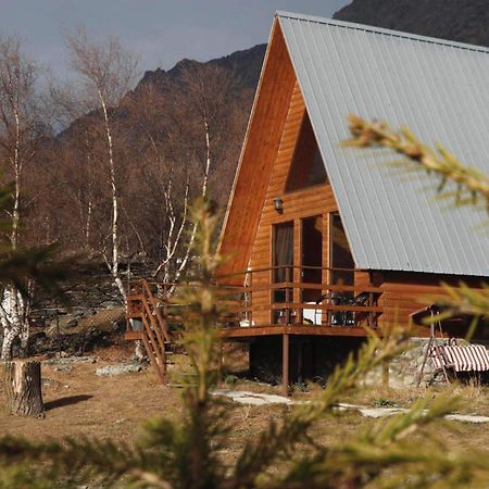 קזבגי Aura Cottages מראה חיצוני תמונה